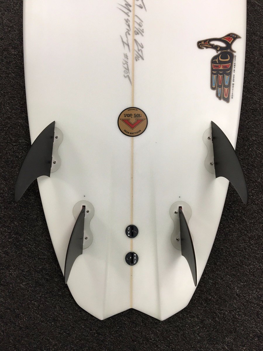 #vonsolsurfboards Mystic 1 high-performance concaves + slot channel = nimble &amp; fast 5'9 x 19 7/8 x 2 5/16 shop at Oside Surf Ride location