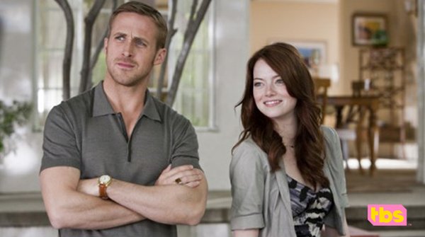 CanalTBS's tweet photo. Hoy a las 22hs (MX/AR) 00hs (CH) Emma Stone, Steve Carrel y Ryan Gosling te harán pensar en cuál es la razón del amor. #TBSFunClub https://t.co/EzDGCZO4Cv