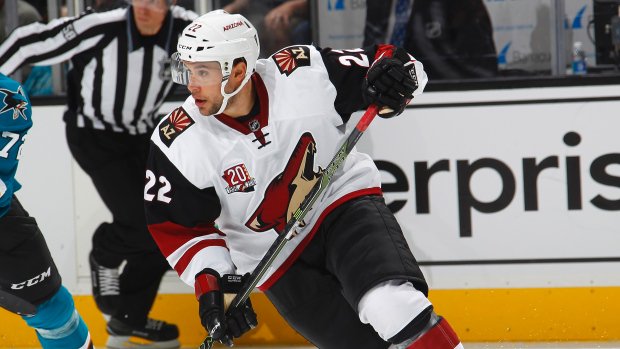 From <a href="/TSNBobMcKenzie/">Bob McKenzie</a>: Hockey community praying for Craig Cunningham. MORE: tsn.ca/hockey-communi…
