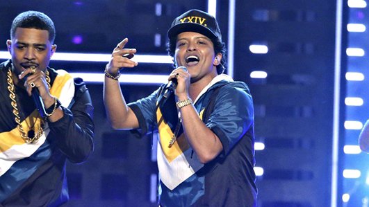 .<a href="/BrunoMars/">Bruno Mars</a> deserves your unconditional love and respect. bit.ly/2fLXg9a