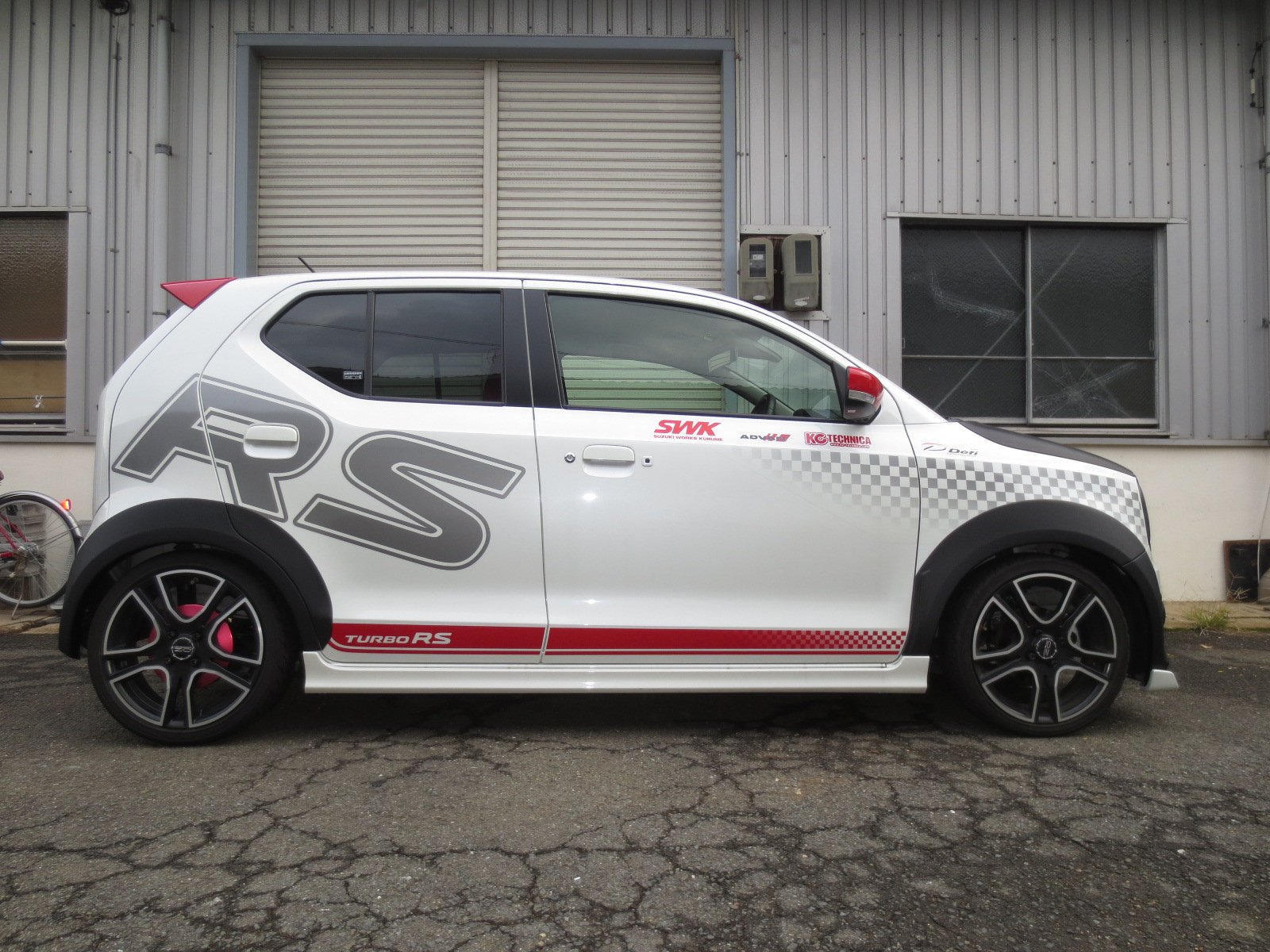 Kc Technica V Twitter コーナーフェンダー ターボrsへ加工取付ご紹介 岐阜県からいつもお越し頂く 36turbo Rsのお客様 先日コーナーフェンダーの取付ご依頼 頂きましたが この車には 社外フロントリップスポイラーが 装着してあり お預かりして加工取付致し