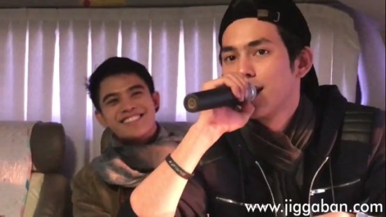 jiggaban_news's tweet image. ความในใจของคู่จิ้น #ริวจิ 🐵🐷#มาริว #เบ ... - &amp;lt;jiggaban.com/50086-riewji-9/&amp;gt;
#Benzji #Benzjiclub #Friendstrips #Mariew #Mariewaf12 #Riewji