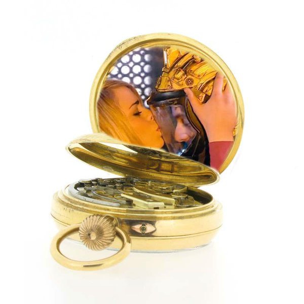 Gives this to <a href="/TheTenthRegen/">The Doctor</a> as a promise that she will always wait for him.