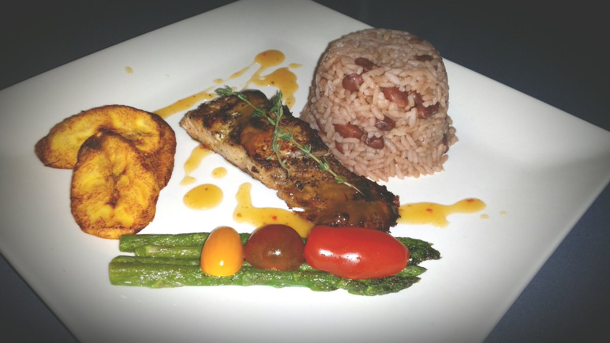 regis_chef's tweet photo. Caribbean mango blacken grill salmon https://t.co/XrCDt9VXQl