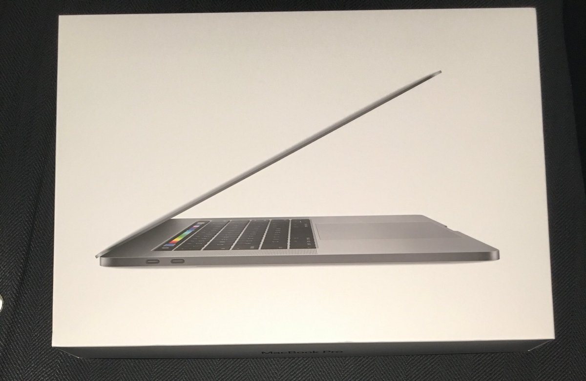 kevinsousaphoto's tweet image. Thank you @TBSNetwork @uaqdesigns #MacBookPro2016