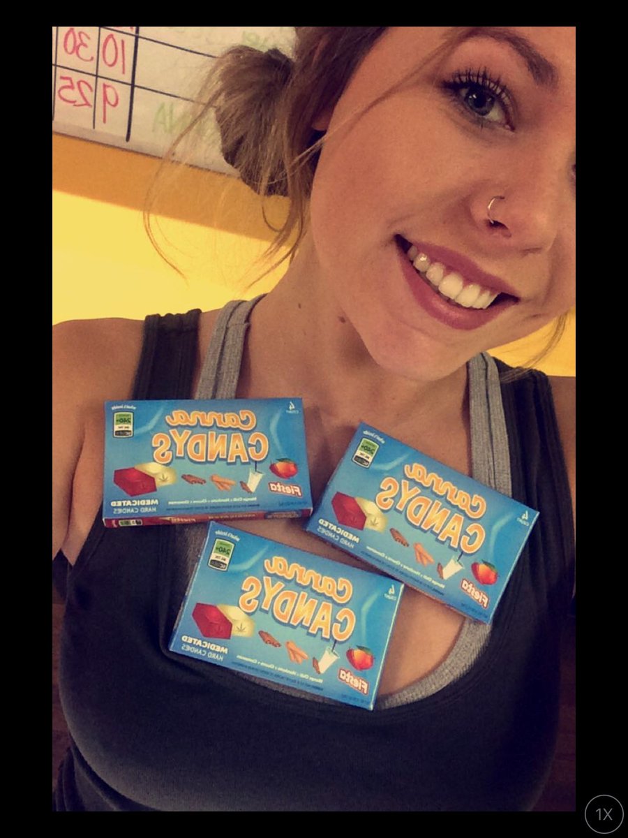 Trapgarden_'s tweet photo. Canna Candy 💜💚💜💚 come try these bad boys , there perfect for the public you can eat them and no one will know 🙈 https://t.co/FozUNx9vQE