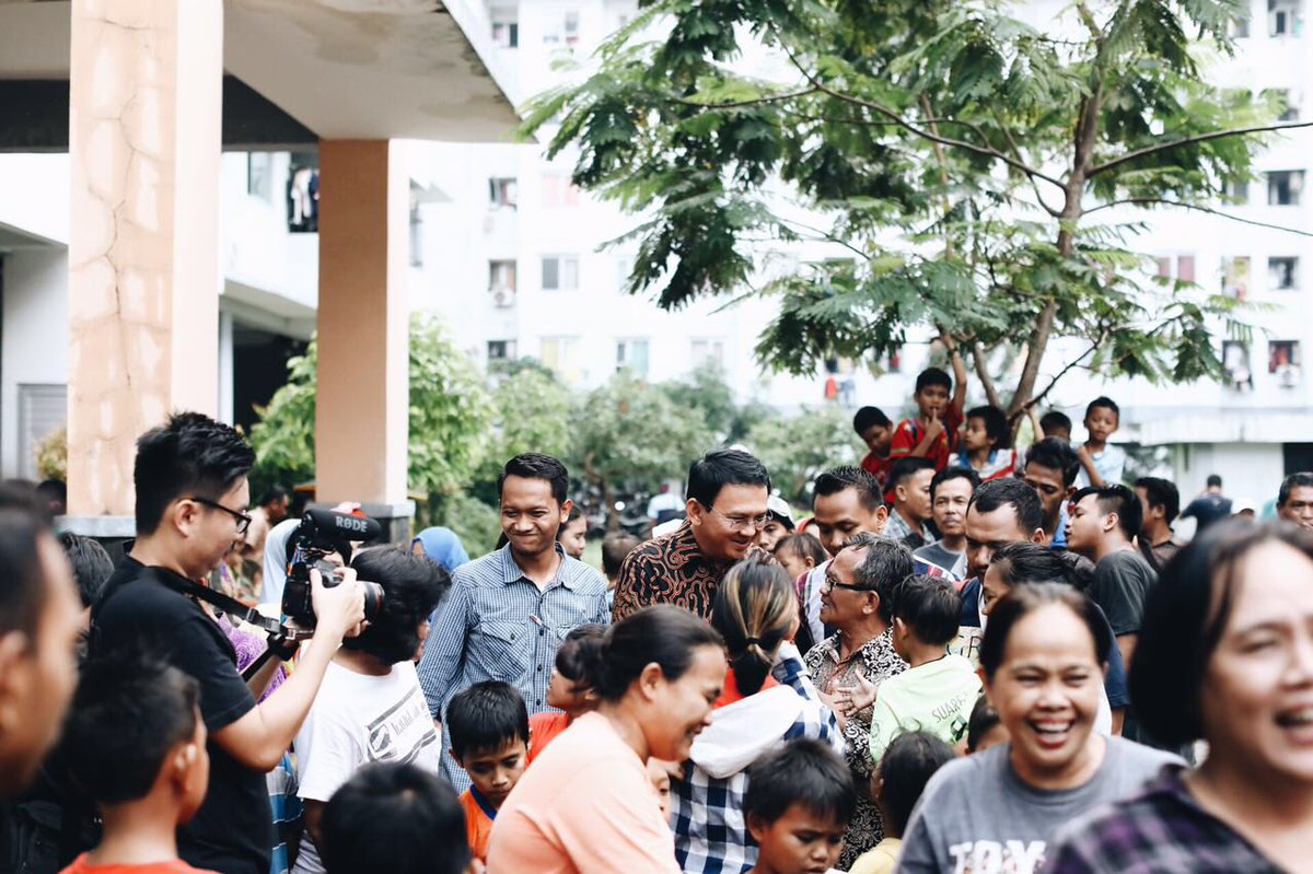 basuki_btp's tweet image. Target kami adalah mewujudkan keadilan sosial dan membuat penuh otak, perut serta dompet semua warga Jakarta