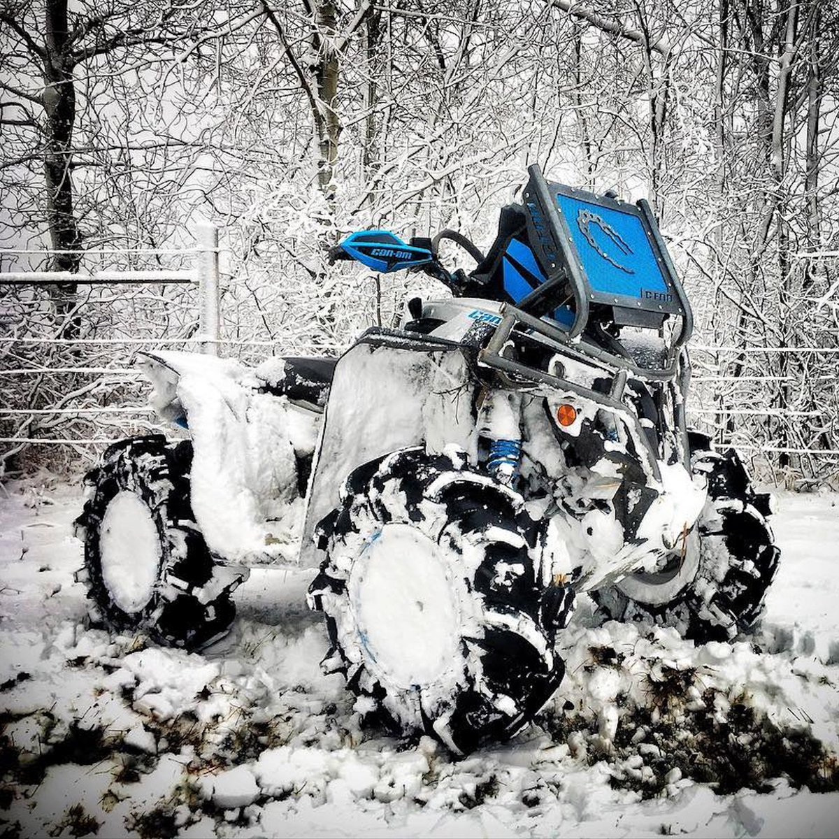 CanAm's tweet photo. #ModMondays check out this modified Renegade. Has anyone else rode in the snow recently? 
Photo by Justin S. https://t.co/1xpD6X5hLs