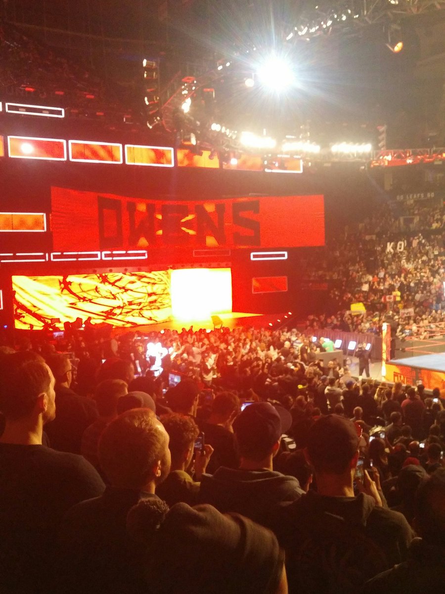 YesDPPS's tweet image. #Raw FightOwensFight