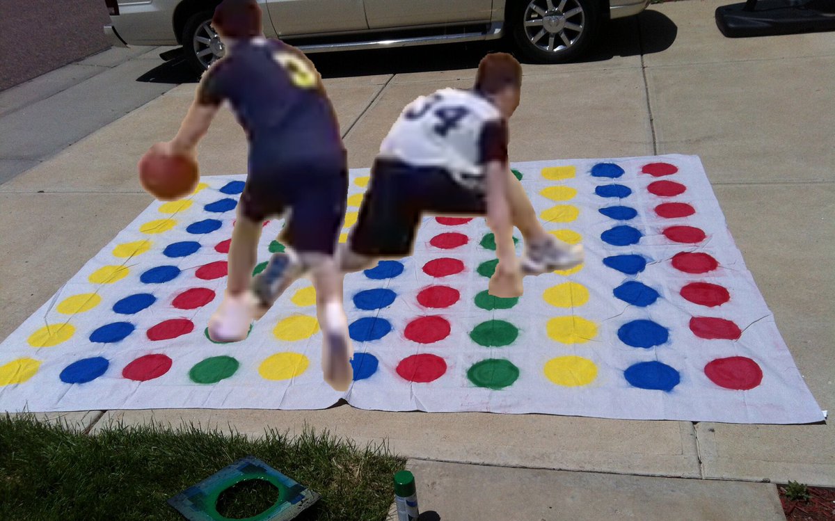 Sweetpet3's tweet image. @coolerkirby @ryehresm @Benny2521 Twister master; Right foot yellow, Left foot green, Left hand Blue, Right hand green