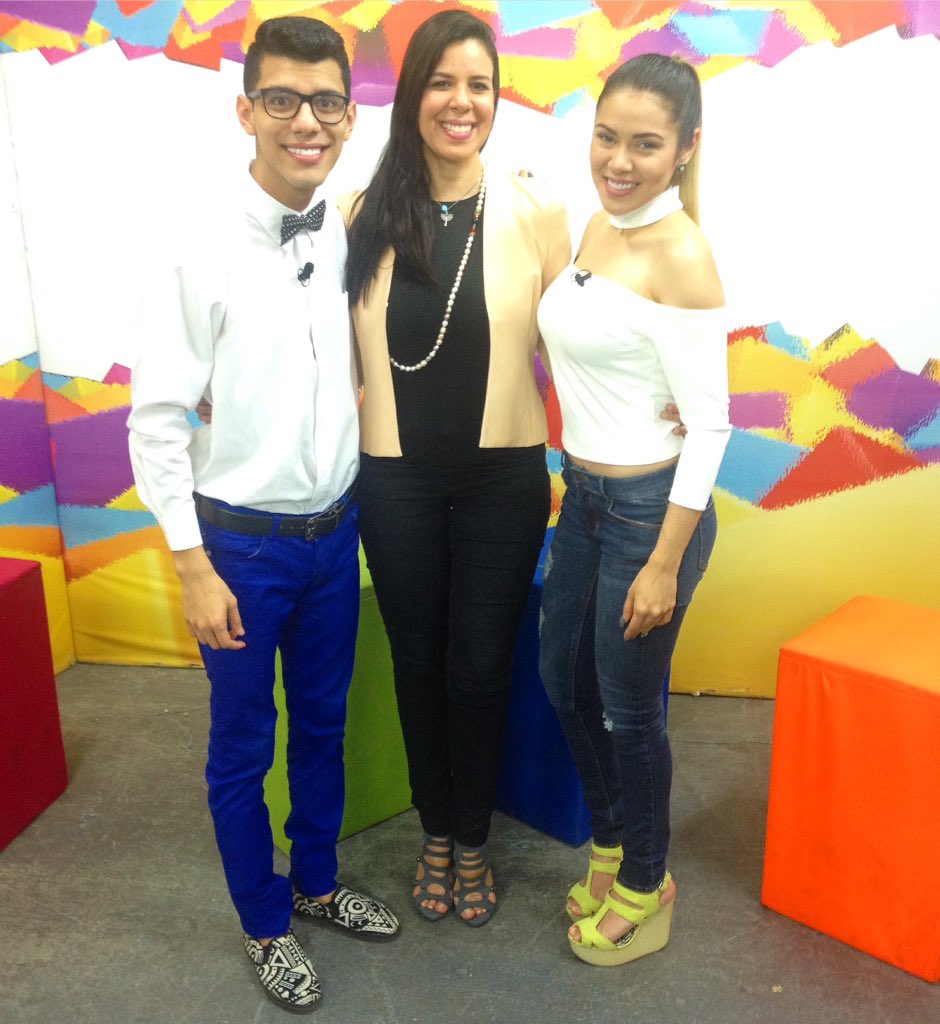 AlocadosTv's tweet photo. #InvitadosEnAlocados 📺 https://t.co/5fL5BgoP2u