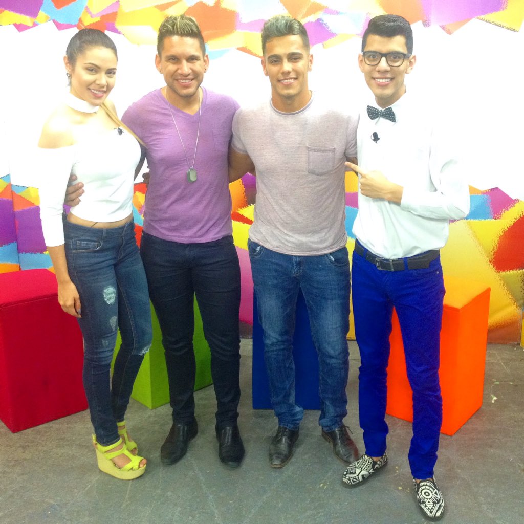 AlocadosTv's tweet photo. #InvitadosEnAlocados 📺 https://t.co/5fL5BgoP2u