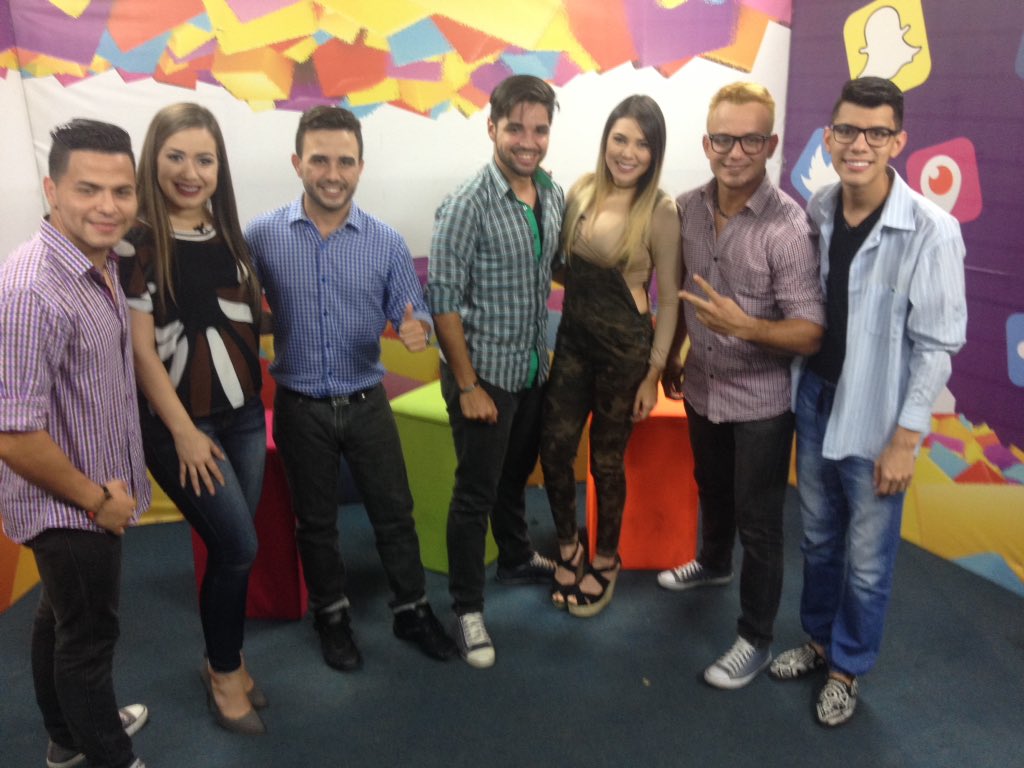 AlocadosTv's tweet photo. #InvitadosEnAlocados ❤️ https://t.co/2VgxGKd8lM