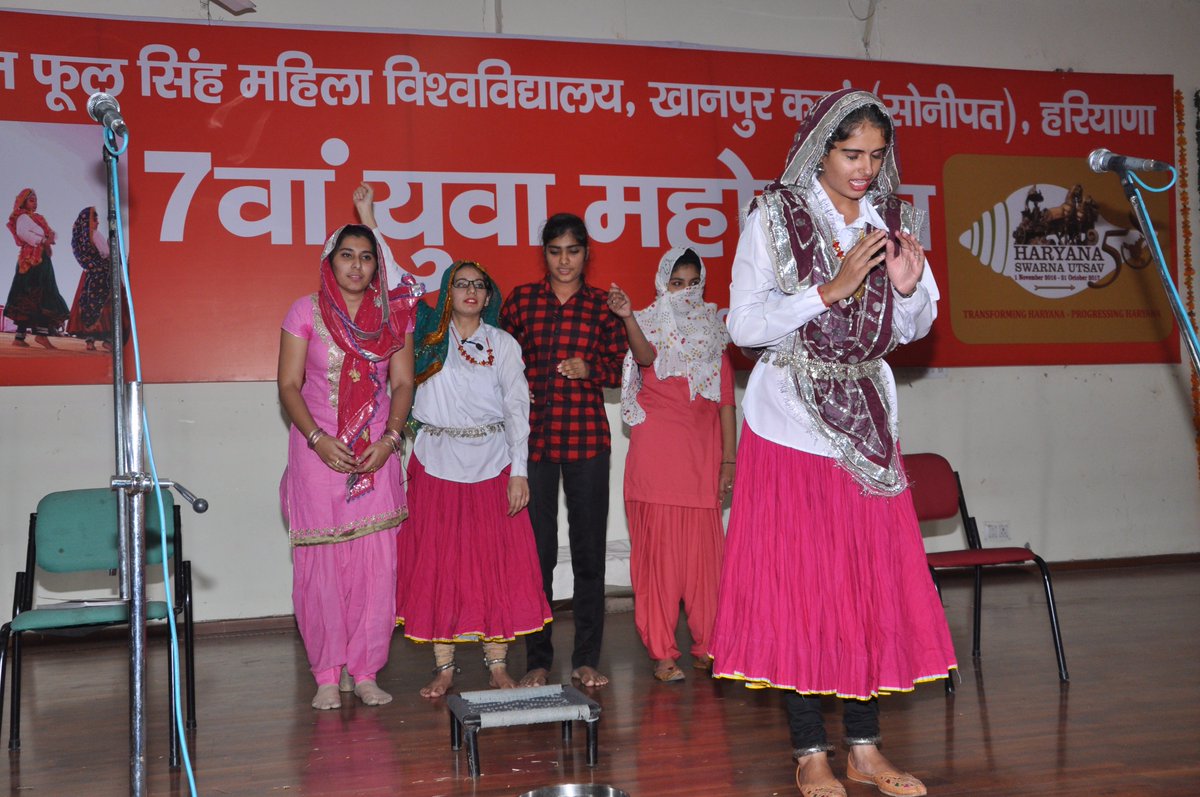 BpsmV's tweet photo. 7th Youth Festival 
Some more pictures https://t.co/sXiLQNpjtX