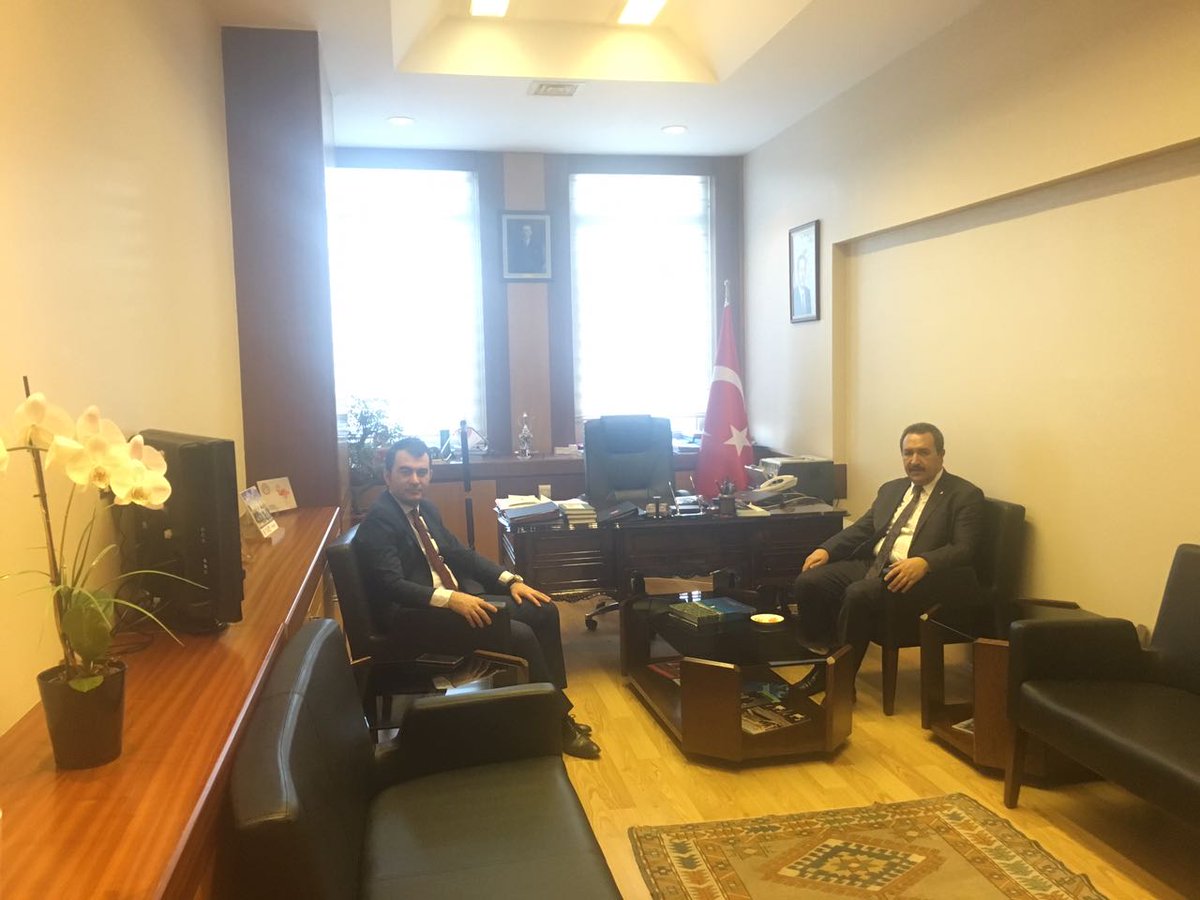 Ekonomi Bakanlığı Bakan Danışmanı Sn Osman KILINÇ kardeşimizi makamında ziyaret ettik.