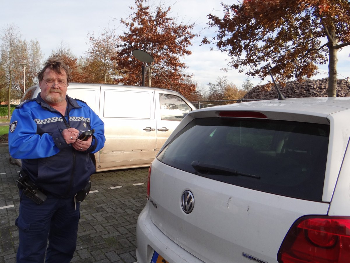 noordwestgroep's tweet image. Onze topper Bert Damhuis heeft een dienstverband gekregen bij de gem. Steenwijkerland. Dit moet gevierd worden met een taart! Succes, Bert!