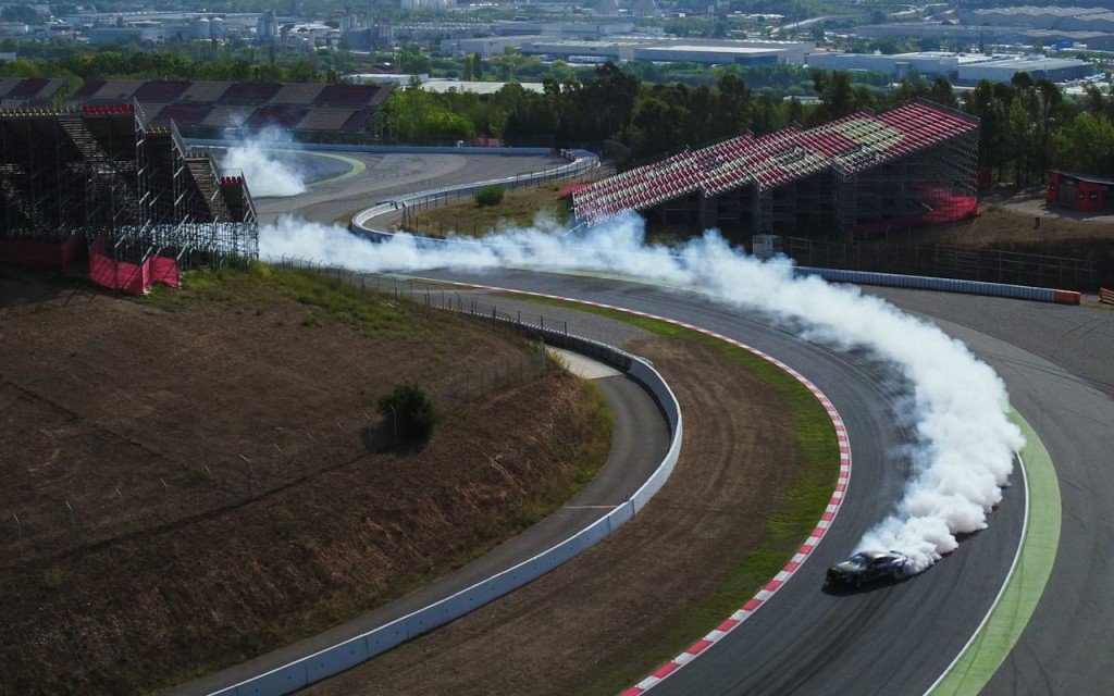 dledmv's tweet photo. "Forever #Drift" avec Vaughn Gittin Jr. et sa ... - https://t.co/nRH7EQUyeJ - #DLEDMV #350GT #Catalunya #Ford #Ford_Performance https://t.co/XcURwKFYOA