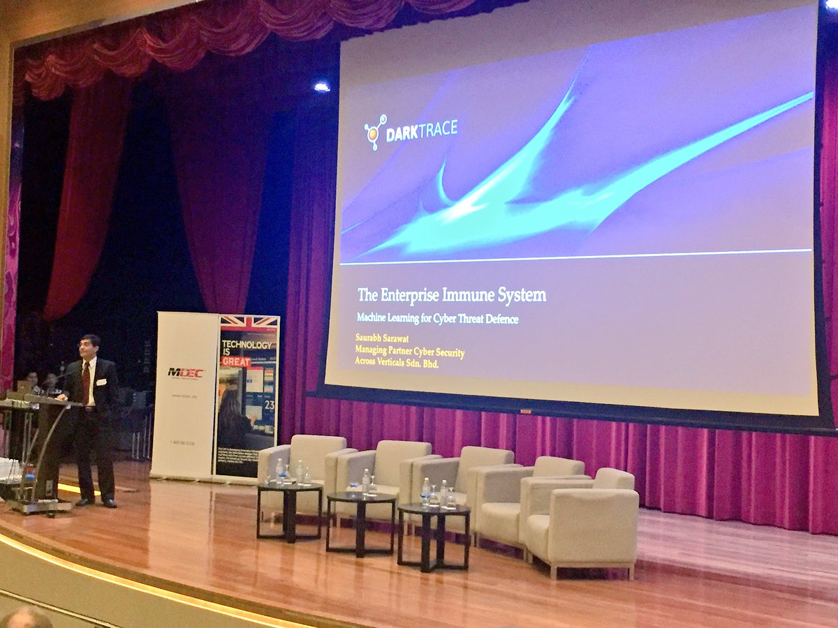 mymdec's tweet photo. Pitching by Darktrace's Enterprise Immune System @tradegovukMYS #techtm2016 https://t.co/6nVKCUGwlp