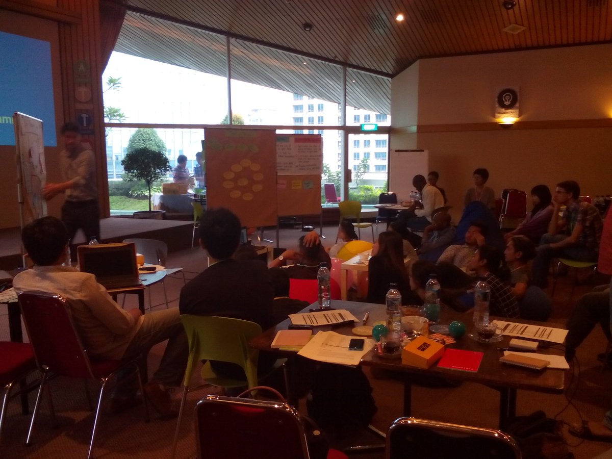 ODLabJkt's tweet image. What makes a tool good &amp;amp; how do you make a good tool? Discussions at #opendata #InnoWeek - share your thoughts w/ us! #data4innovation