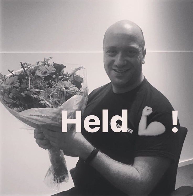 KazBaan's tweet photo. Gisteren reed deze collega toevallig achter een auto waarin een baby een hartstilstand kreeg. Ibo heeft het kindje met succes gereanimeerd! https://t.co/XnZEbv69bp