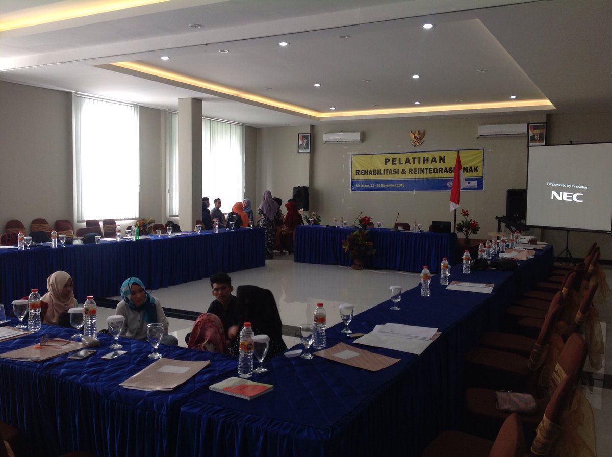 LPA_NTB's tweet photo. Pelatihan Rehabilitasi dan Reintegrasi Anak (21 - 23/11). https://t.co/V9nRAUIZKS