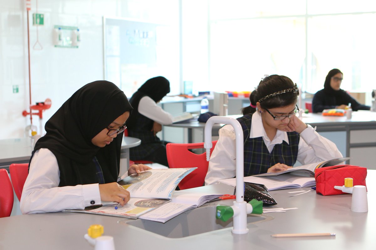 srs_literacy's tweet photo. We just loved those precious 7 minutes of reading in the middle of the school day. #ReadIn7 @EmiratesLitFest @KHDA Can we make it a sub law? https://t.co/8A6lS65Y34