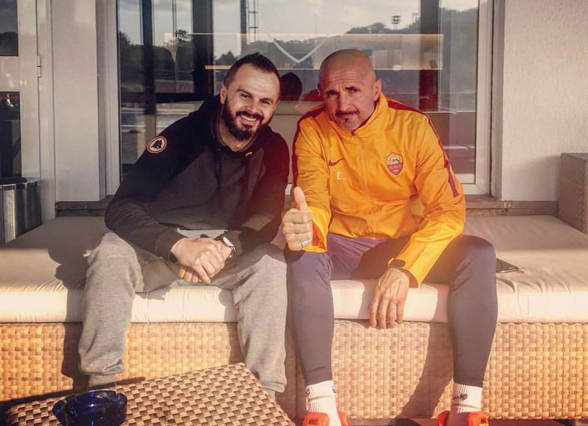 Oslobodjenjeba's tweet photo. Ekskluzivni intervju Oslobođenja sa Spallettijem prenijeli brojni mediji
https://t.co/GGSvcRN3f9
@ASRomaBosnia @ASRomaEN @JasminLigata https://t.co/WBMDRqYfG5