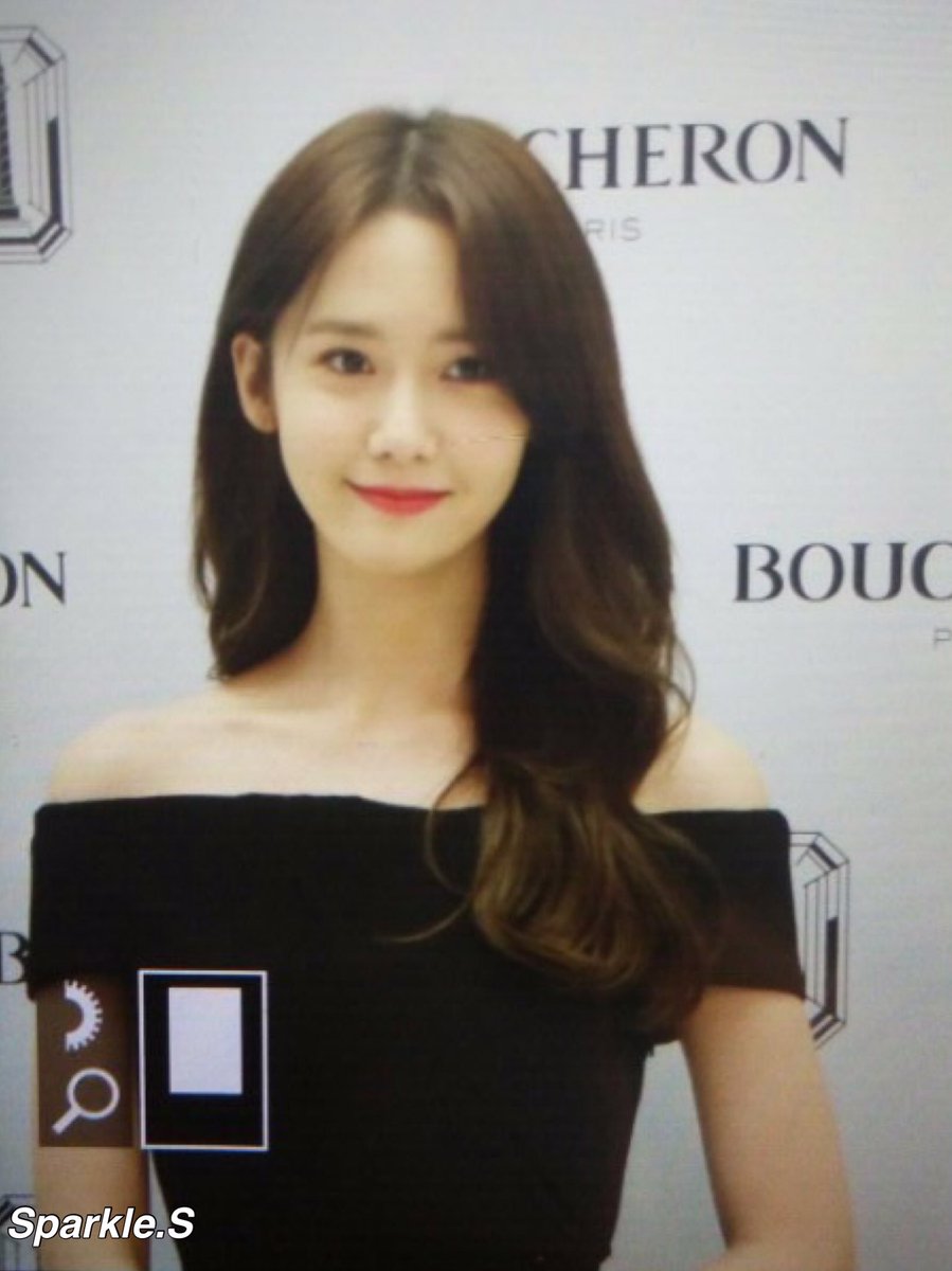 [PIC][22-11-2016]YoonA tham dự sự kiện ra mắt BST mới của "Boucheron Quattro grosgrain & Clous de Paris" vào chiều nay Cx2bIXeUAAAAfcU