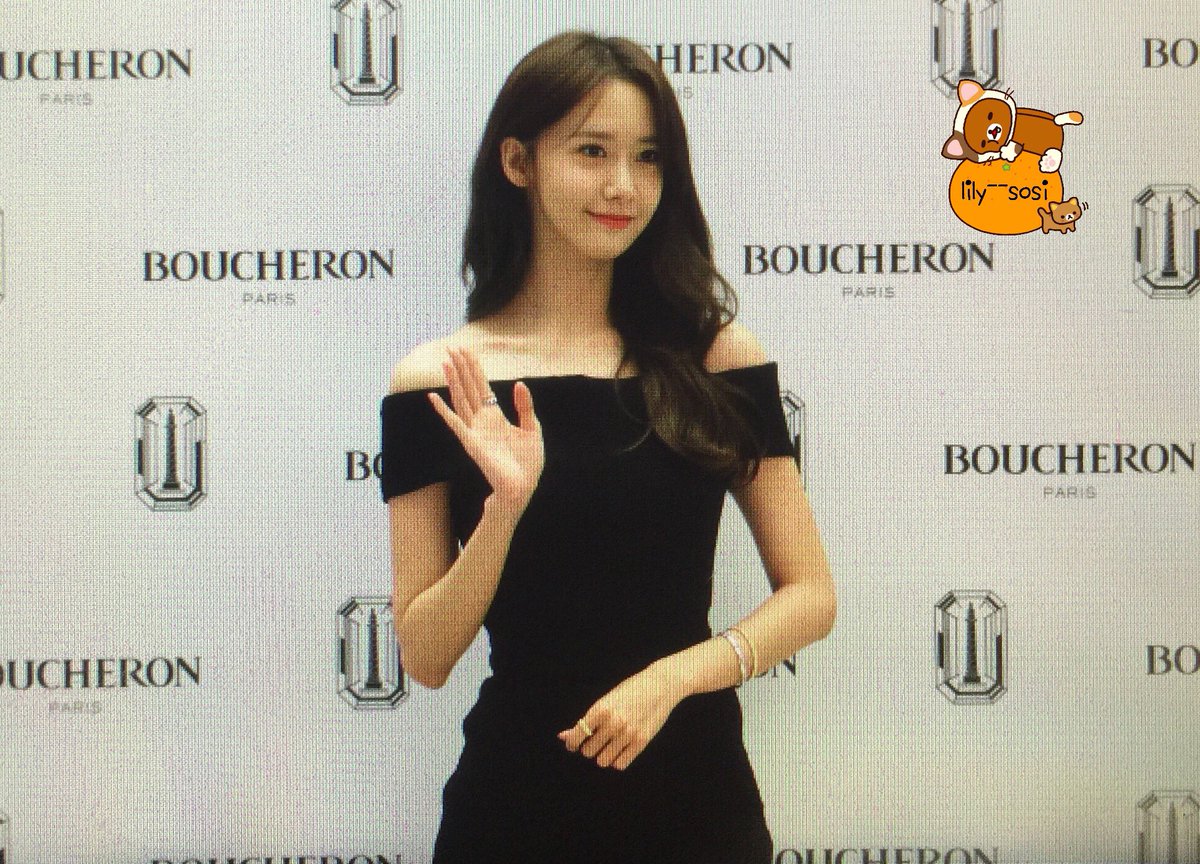 [PIC][22-11-2016]YoonA tham dự sự kiện ra mắt BST mới của "Boucheron Quattro grosgrain & Clous de Paris" vào chiều nay Cx2dACjVIAAsfAV