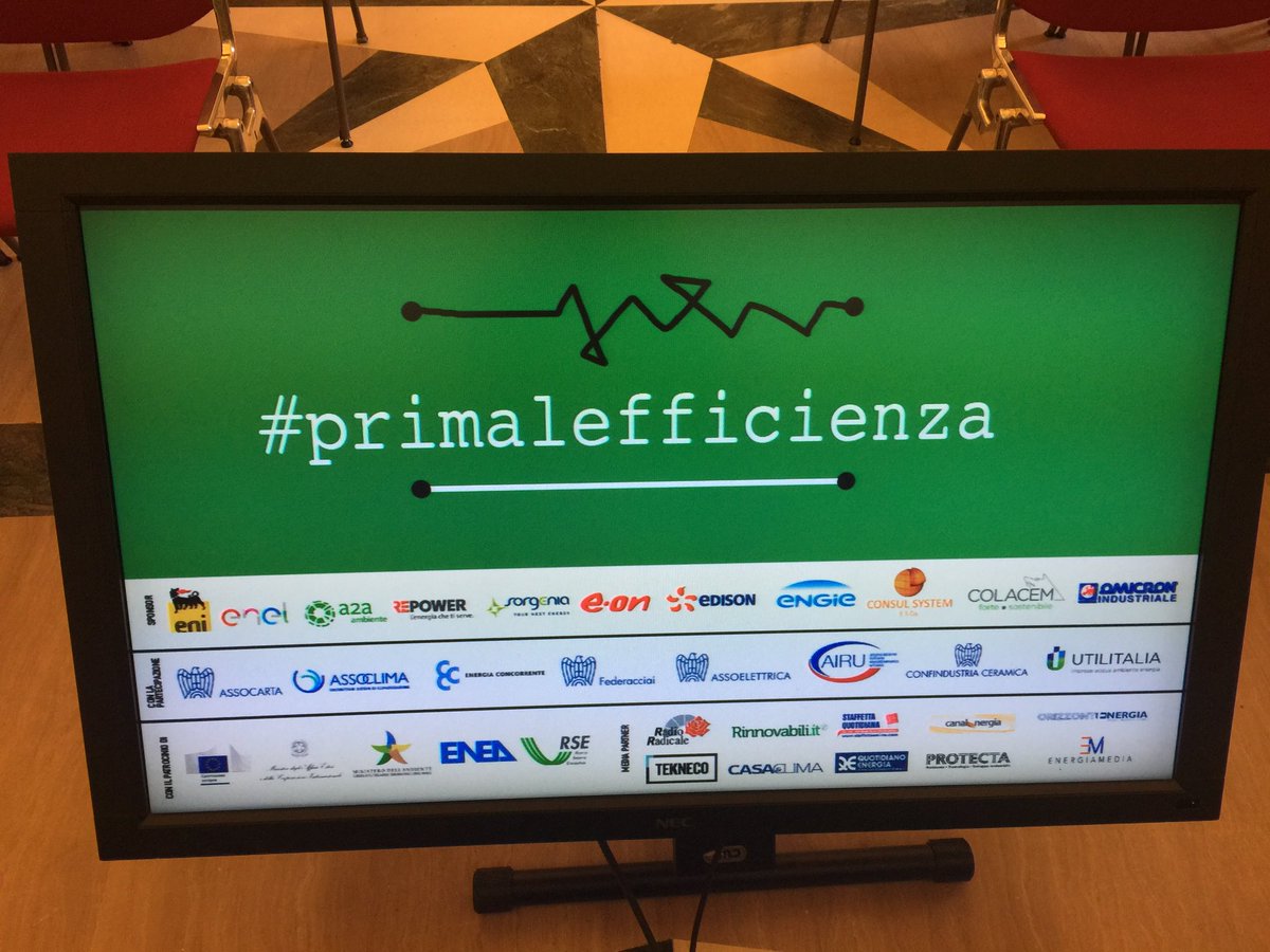 amicidellaterra's tweet photo. Seconda giornata di lavori di #primalefficienza. Oggi si parlerà di #pianocasaitalia #riqualificazioneenergetica e #vettoreelettrico https://t.co/7FO8Ev81Qx