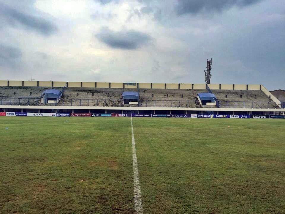 Bola_Manado's tweet photo. Suasana Stadion Citarum Semarang sore ini jelang laga Persma 1960 vs Persikotas. #linus2016 #LigaNusantara2016 https://t.co/0ycqEoTown