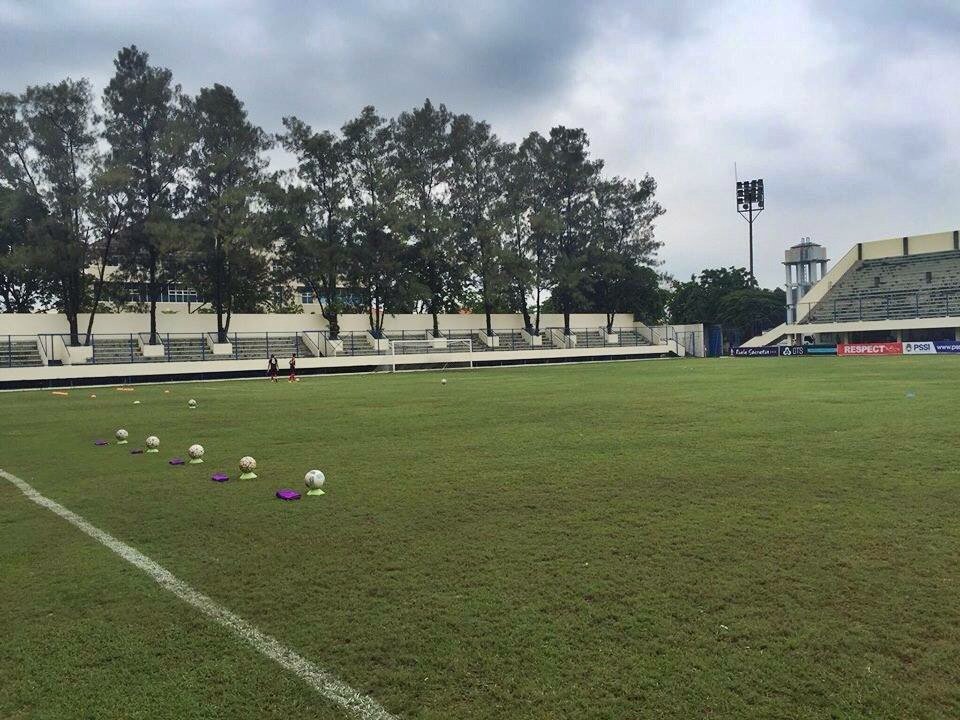 Bola_Manado's tweet photo. Suasana Stadion Citarum Semarang sore ini jelang laga Persma 1960 vs Persikotas. #linus2016 #LigaNusantara2016 https://t.co/0ycqEoTown