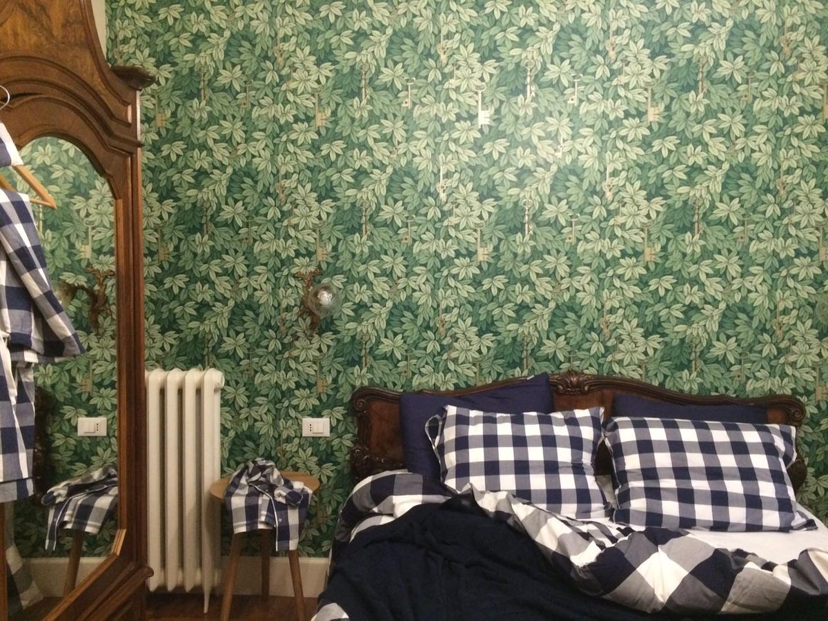 Hastens hashtag on twitter