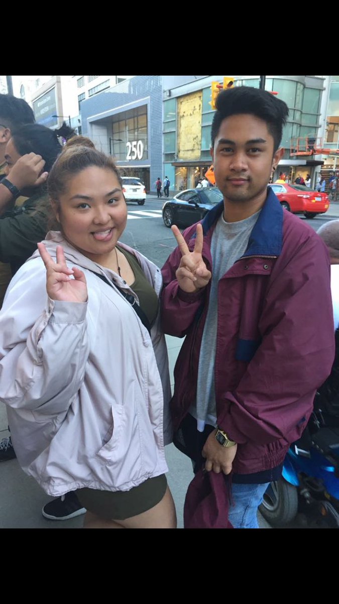 awkward_brian's tweet photo. @anaadinee https://t.co/7o0NmXYHFn