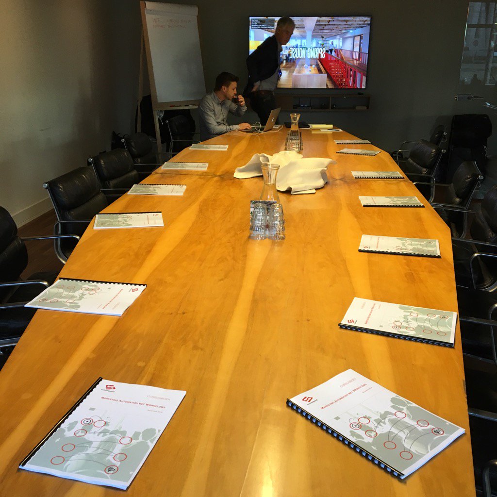 WelmoetB's tweet photo. Zo dadelijk weer losbranden over marketing automation met workflows! #autorespond #workshop https://t.co/ITikdnC3b7