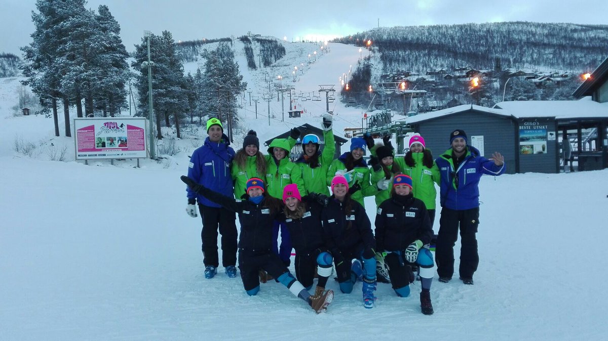 Bon dia! Els equips #esquíalpí U18 i U21 a l'estació noruega de Geilo, Norway continuant entrenaments. <a href="/EsquiAlpiFCEH/">Tecnificació Alpí</a> <a href="/girlscatskiteam/">Girlscatskiteam</a> #fceh