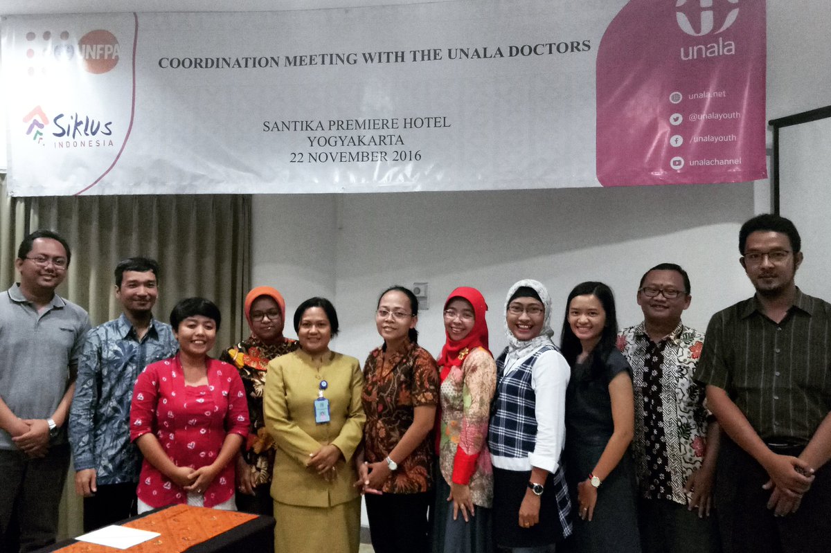 UnalaYouth's tweet photo. Tim Siklus Indonesia bersama dokter-dokter Unala.
#UnalaCare #UnalaHealth https://t.co/uSzxnRzdED