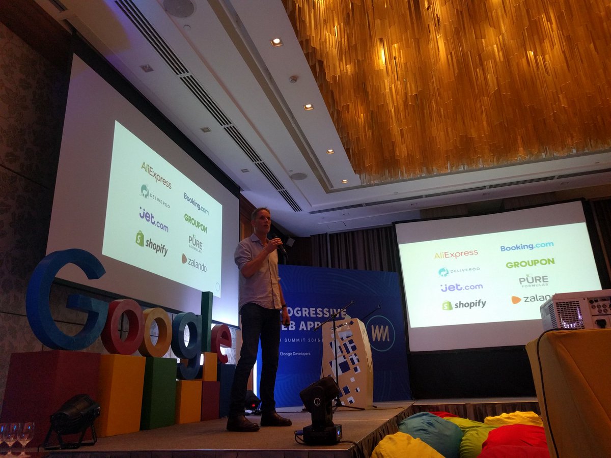 ralphjregalado's tweet image. @sw12 talks &quot;Web Payments API&quot; #PWADevSummit #PWAManila #GDG #GDGPH