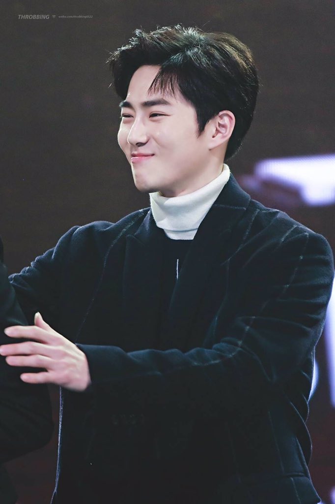Throbbing_SUHO's tweet photo. 161119 MMA #SUHO #준면 #수호  https://t.co/zHeODoD8G2    https://t.co/ap8i3tBE5a   면부심❤️ https://t.co/1PmblB4VGa