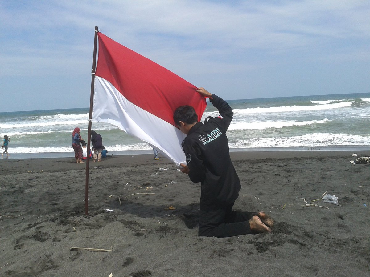 Sue ra bukak twettttt