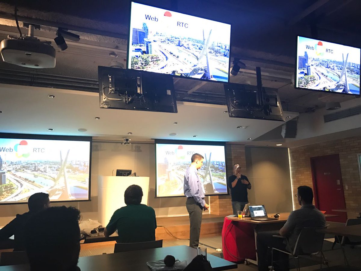 ucontact_n2p's tweet image. Participating at 4th Kranky Geek WebRTC event at Google Sao Paulo. Join live at: krankygeek.com/live.html @webrtclive @webrtc #cctr