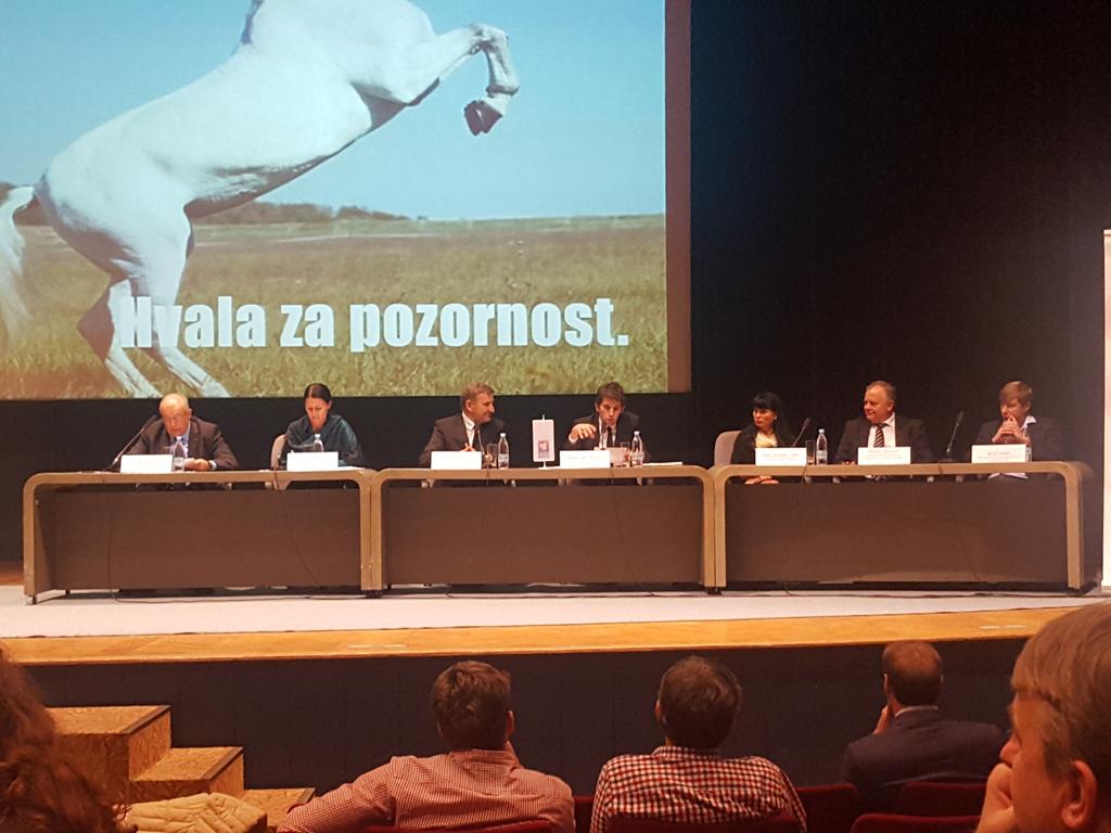 Okrogla miza <a href="/avditorij/">Avditorij Portorož</a> #gzs #turizem #gostinstvo #FURS #