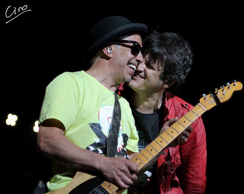 ciroylospersas's tweet photo. Linda foto con un amigo! @LaQueFaltabaa https://t.co/LNVvTOjumG