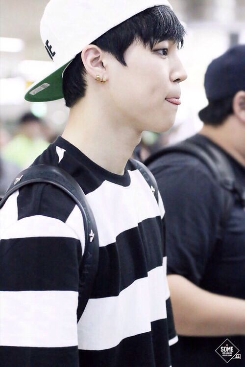 jiminsbabe2's tweet photo. #sideprofiles!!
#JIMIN
M SO IN LOVE!! <3 <3
#FOREVERLOVE
@BTS_twt https://t.co/7R09kzmYaK