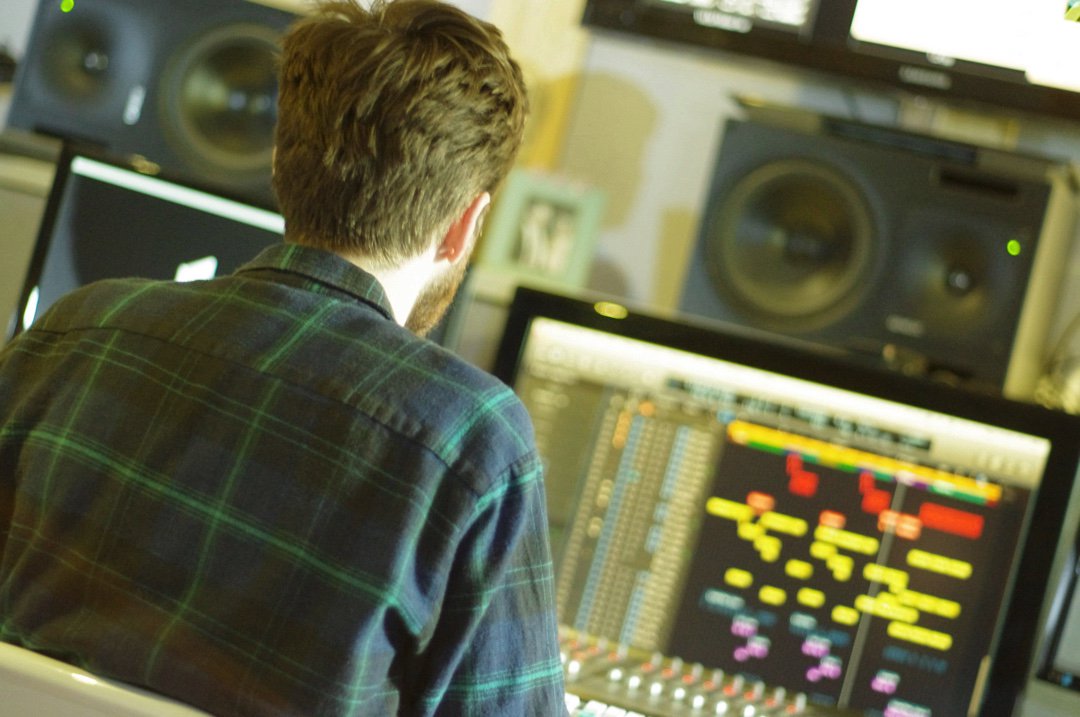 SndtrkCreation's tweet image. No stopping Steve… some say he uses the Force #maytheforcebewithyou #Logicx #perfectmixing
instagram.com/p/BNHBDZThlej/