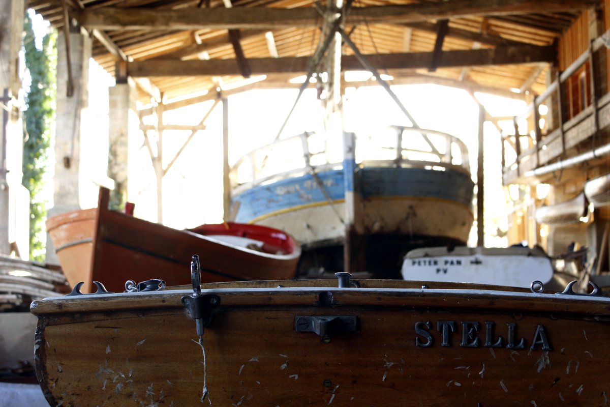 TramassetCh's tweet photo. [Agenda] Weekend carénage prévu les 26 et 27/11 à partir de 10h. 
Soyez des nôtres :) 
#charpentenavale #carénage #bateaux #transmission https://t.co/kM2OexoOIj