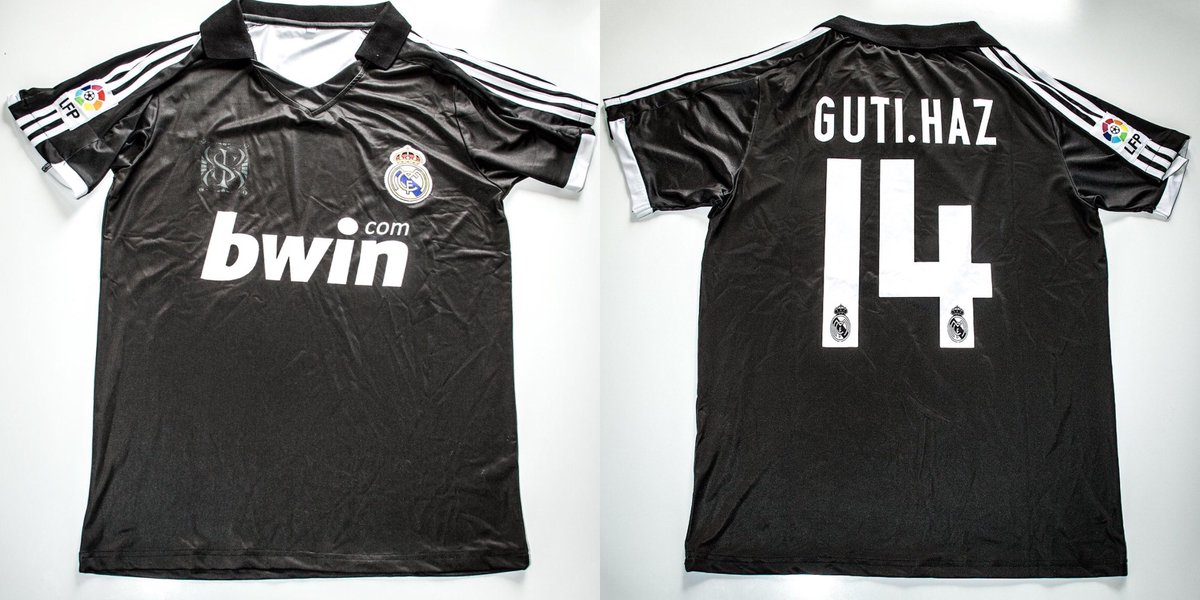 Sorteo de una camiseta histórica a elegir por el ganador:

1. Sigue a <a href="/CracksVintage/">CracksVintage</a> y a <a href="/RealGomezRM/">REAL MADRID 🤍</a>
2. Da RT

cracksvintage.com