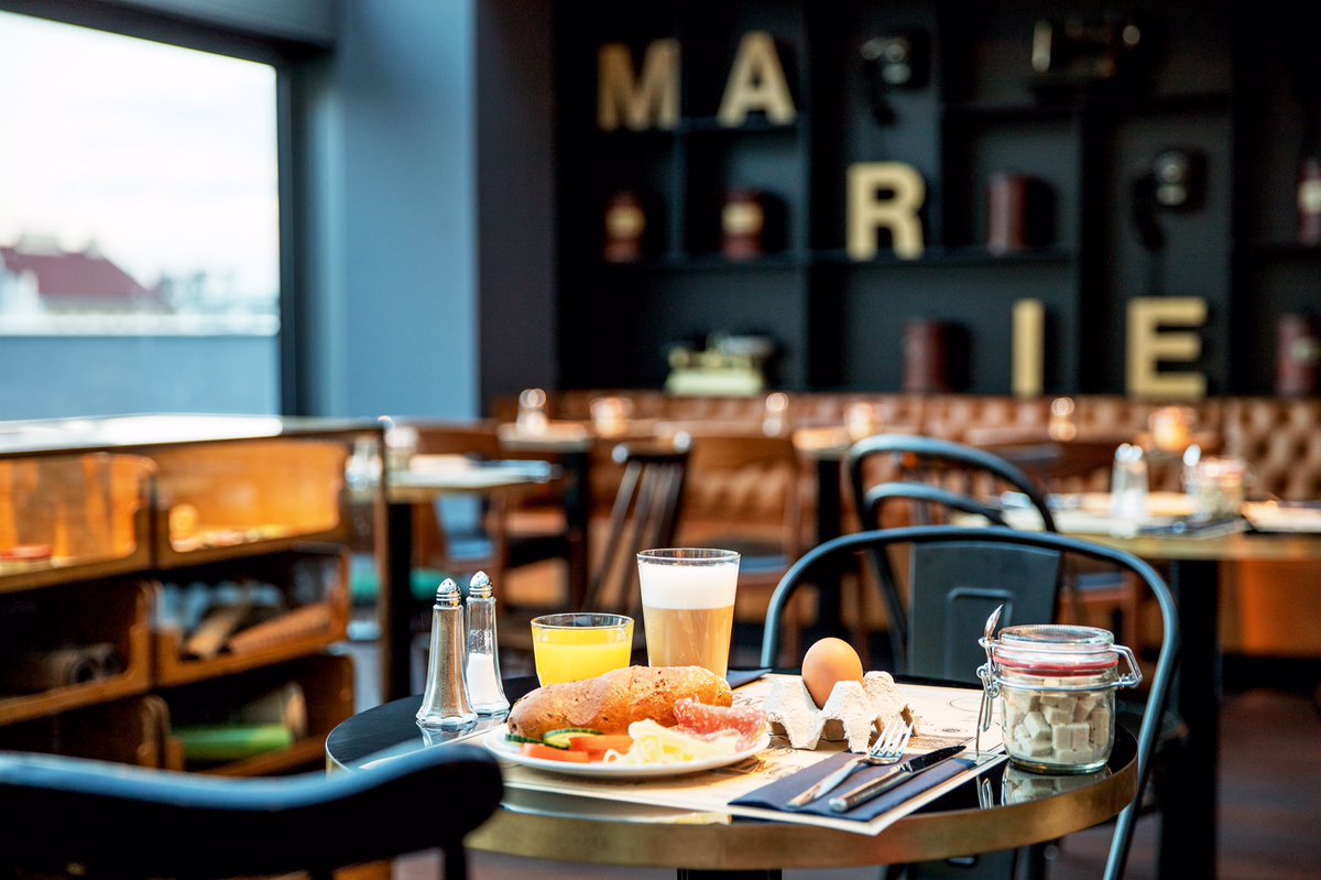 mlaceyd's tweet image. Good morning #Vienna // Brekkie at the lovely #RubyMarie @RubyHotels
#rubyhotels // #travel #TravelTuesday #travelblogger #lbloggers