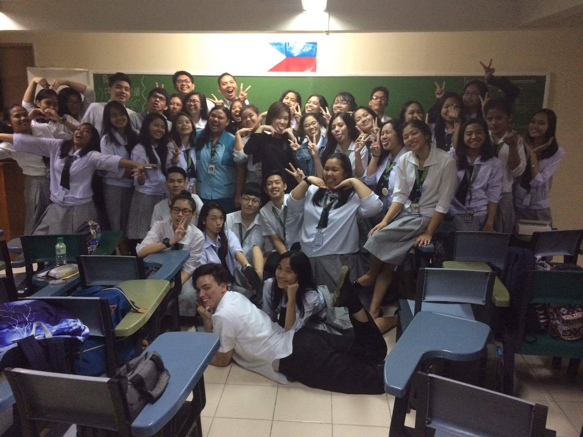 HUMSSTERS's tweet photo. Aww we will miss mam dc and miss misha 😭💘 https://t.co/JuXnbAQnSs
