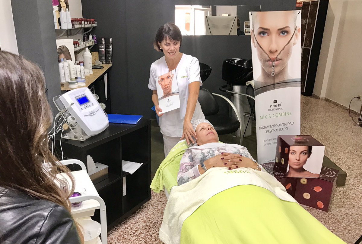 NAILEEchic's tweet photo. Conociendo la mesoterapia virtual de @koseiprof #beauty #kosei https://t.co/HfH0Dvv2eu